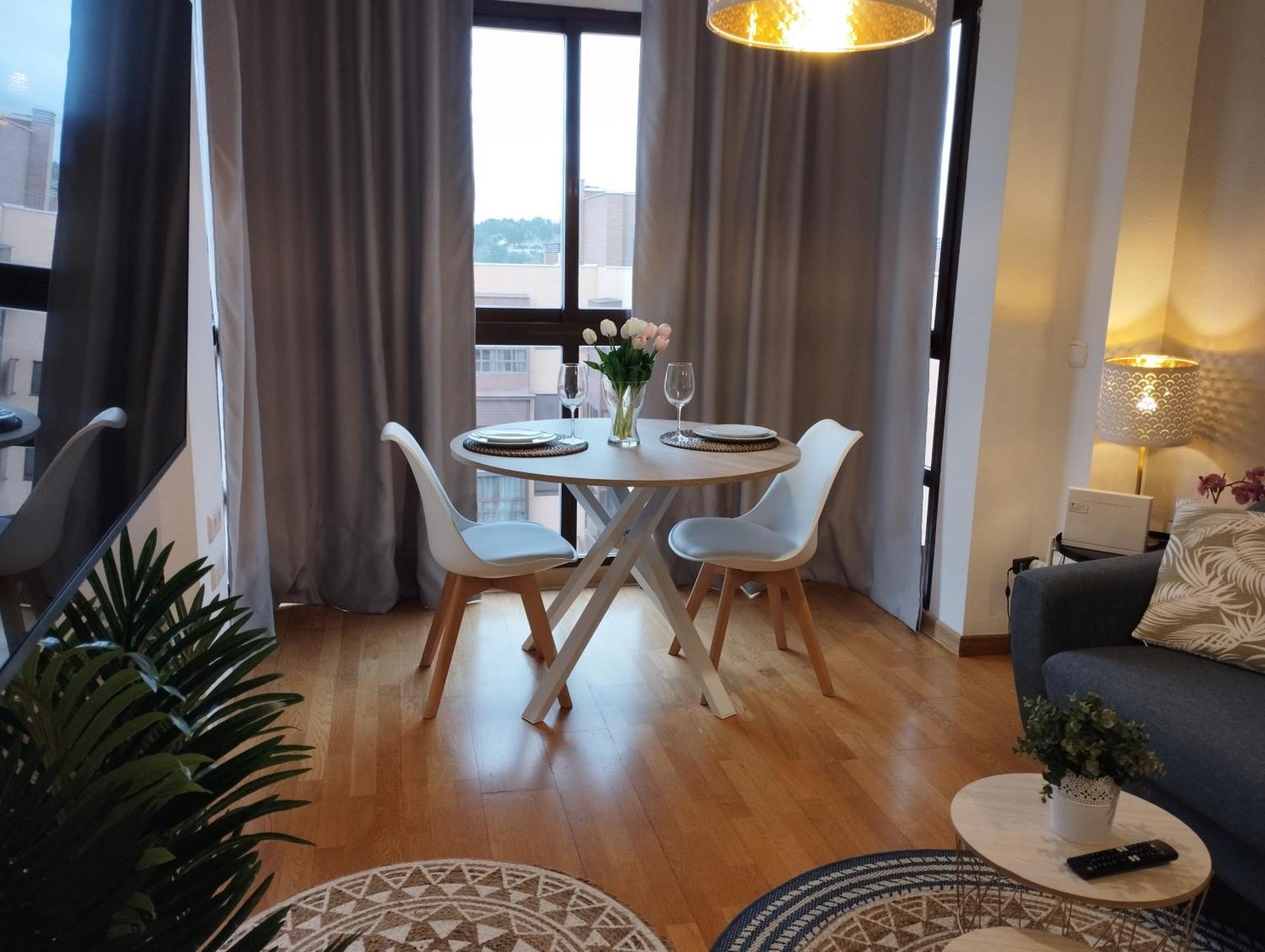My Suites Madrid - Aeropuerto Ifema ภายนอก รูปภาพ