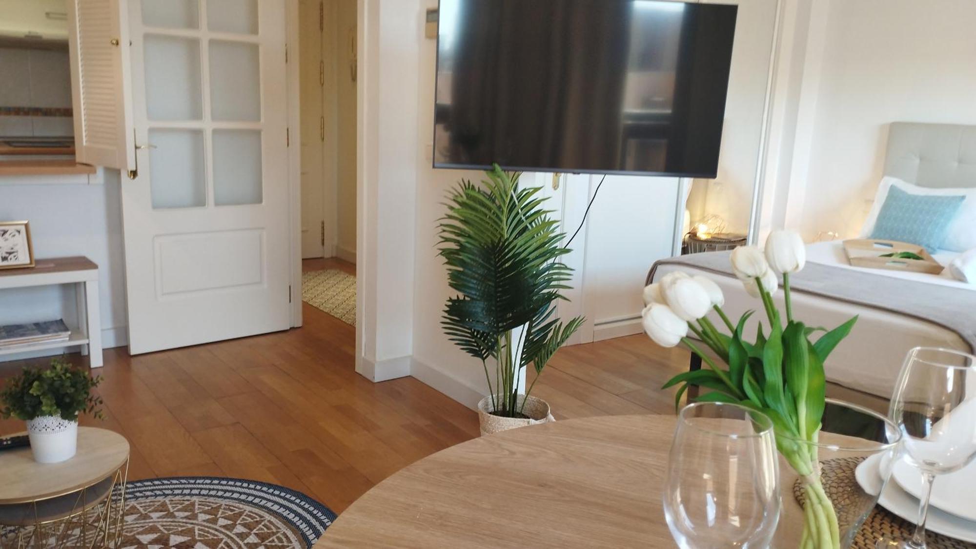 My Suites Madrid - Aeropuerto Ifema ภายนอก รูปภาพ