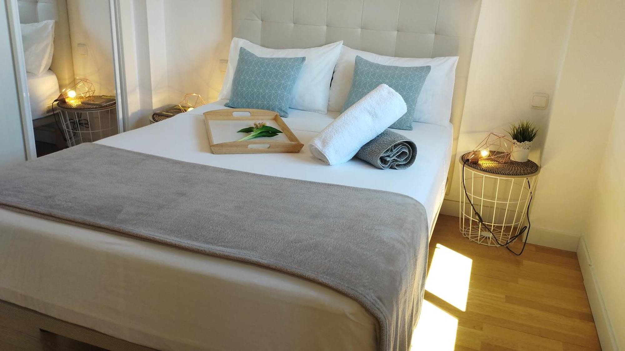 My Suites Madrid - Aeropuerto Ifema ภายนอก รูปภาพ