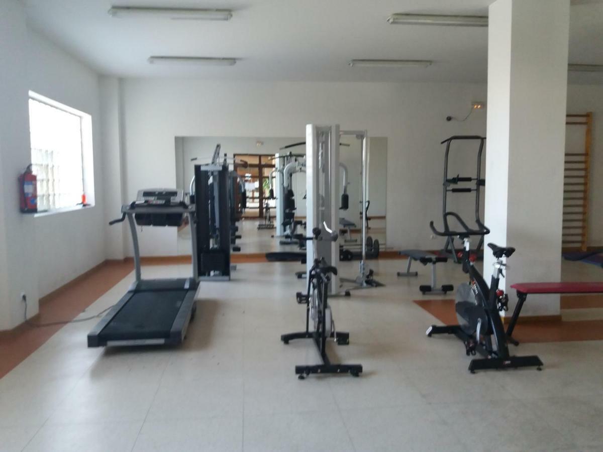My Suites Madrid - Aeropuerto Ifema ภายนอก รูปภาพ