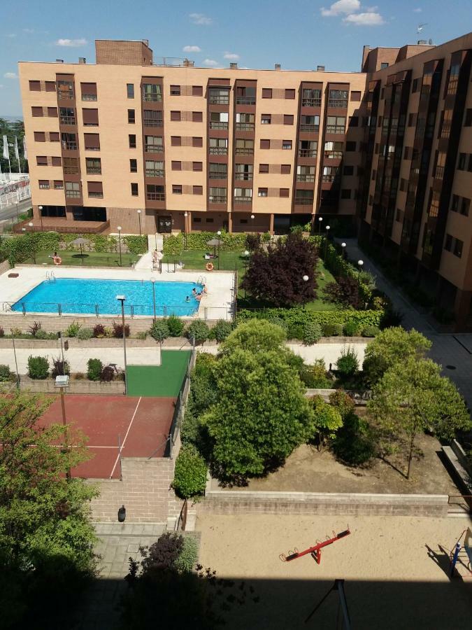 My Suites Madrid - Aeropuerto Ifema ภายนอก รูปภาพ